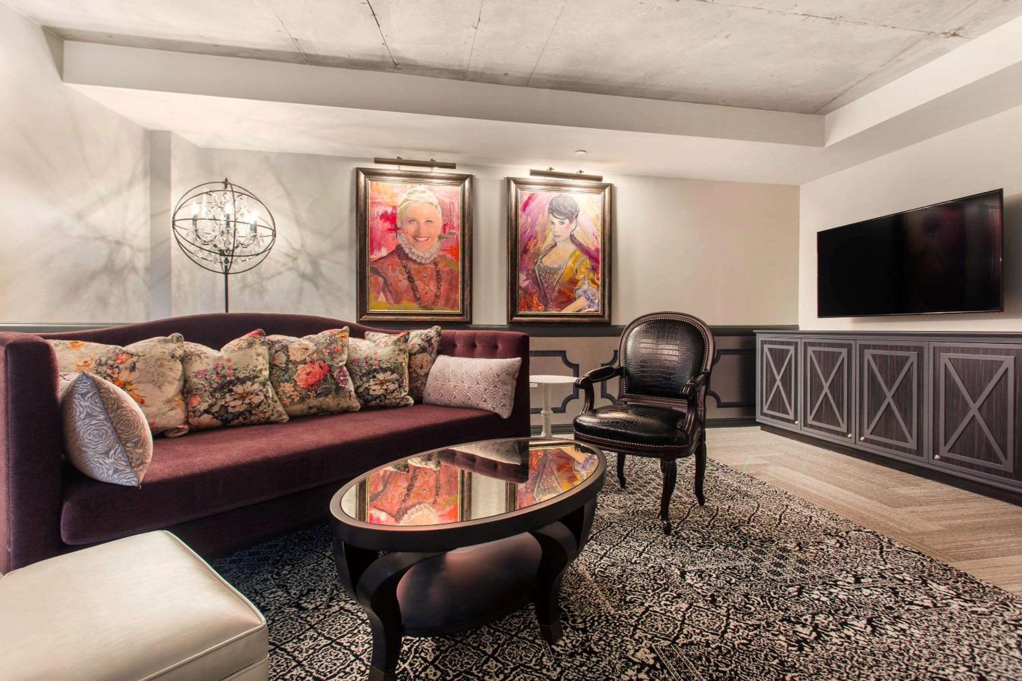 Cambria Downtown Warehouse District Hotel 4*
